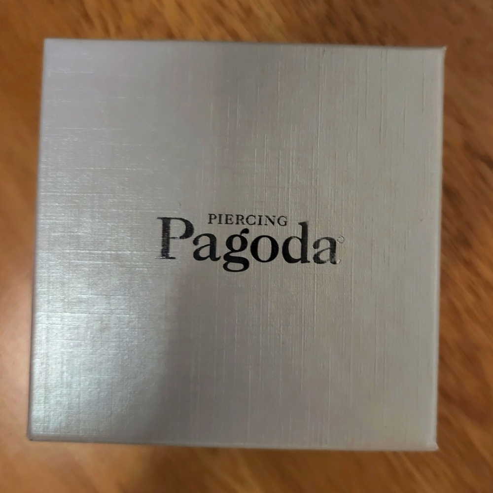 Piercing Pagoda Empty box